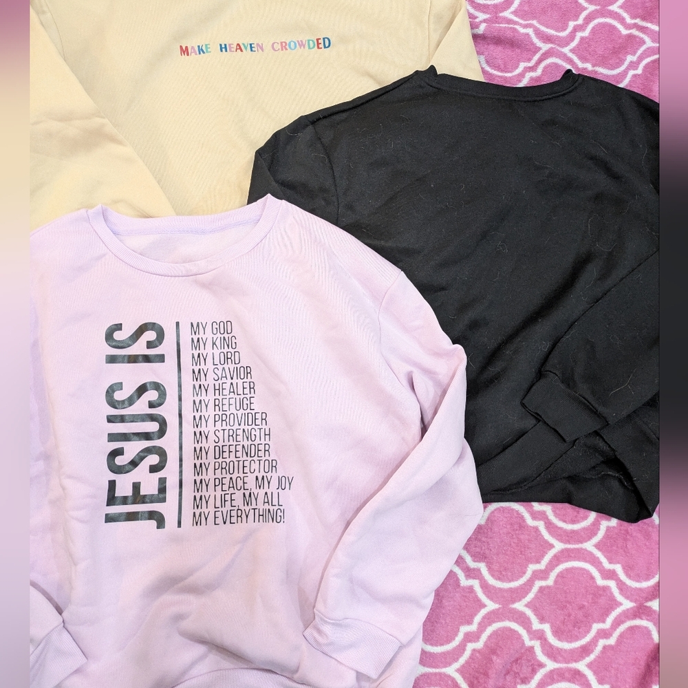 SHEIN Pink Vertical 'JESUS' Graphic Crewneck Sweatshirt Set Of 3